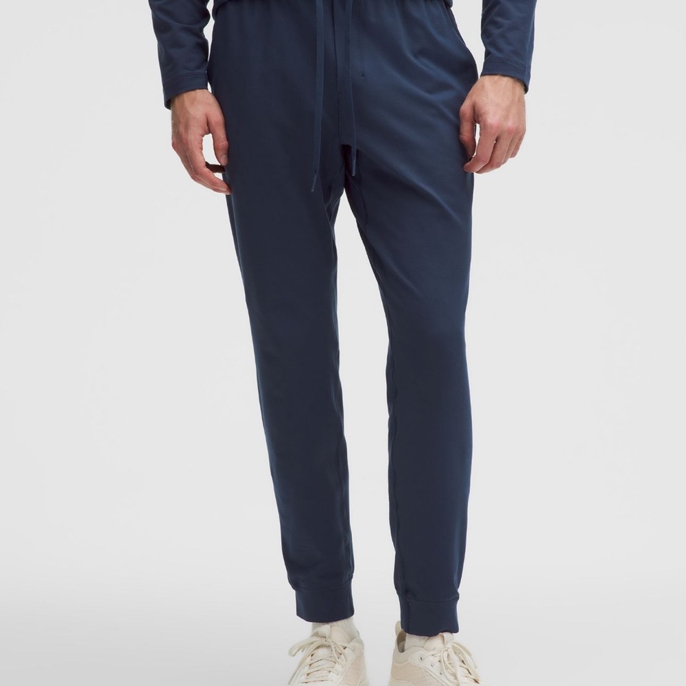 Lululemon Men's heathered Classic navy blue jersey jogger pants size large NWOT